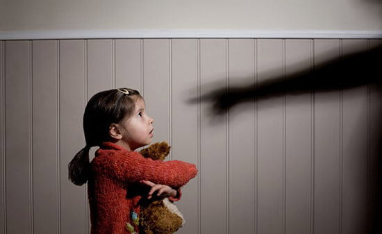 کودک آزاری چیست